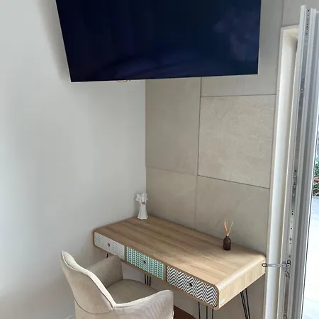 Luxury Lucy With Terace & Fittnes Centar Apartment Split